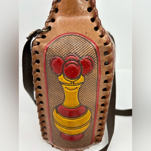 Vintage Columbia Decanter Leather Hand Tooled Empty Bottle Flask With Cap Strap - Picture 13 of 16